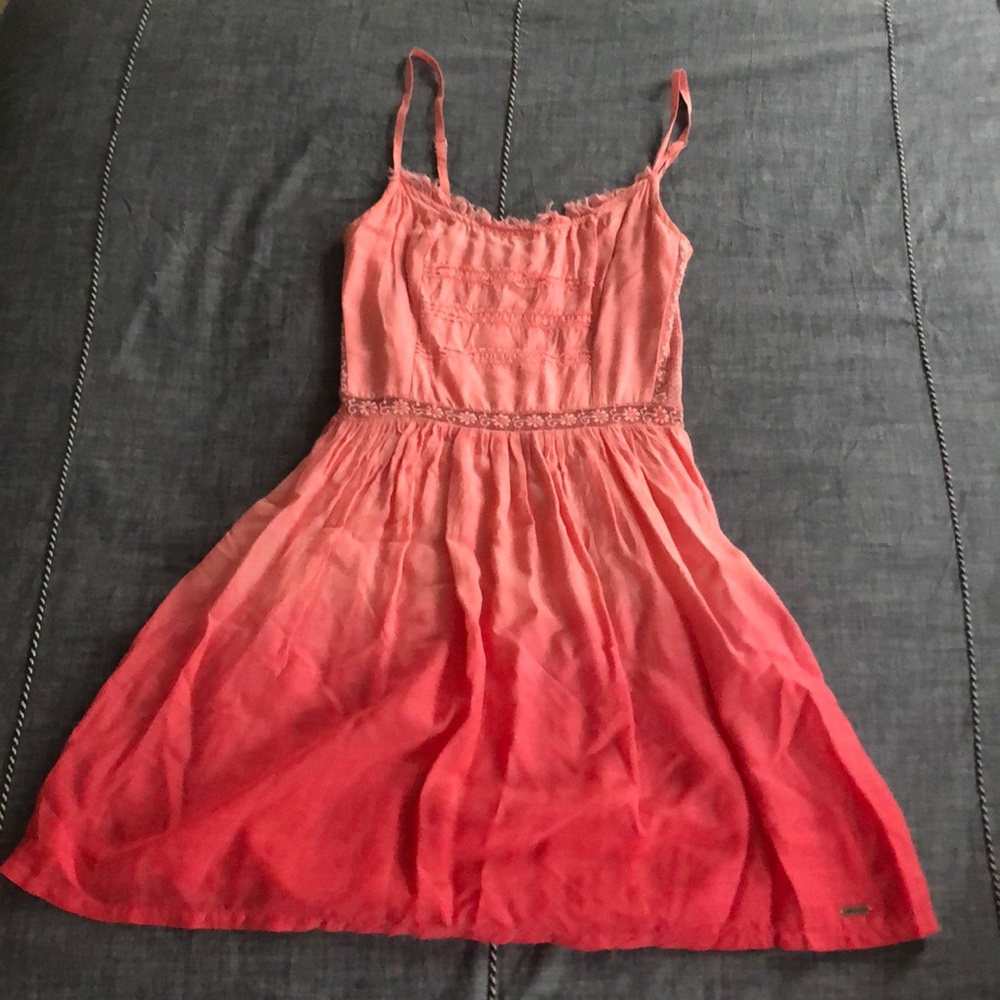 💗Ombré Peachy Pink Dress With Flower Detailing💗